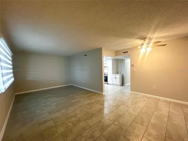 4906 VICTORIA DRIVE 103, Cape Coral, FL 33904