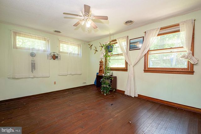 94 DOGWOOD BLOSSOM LN, Front Royal, VA 22630