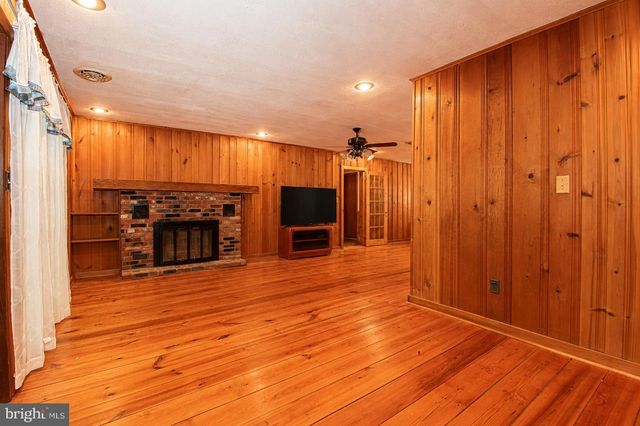 94 DOGWOOD BLOSSOM LN, Front Royal, VA 22630
