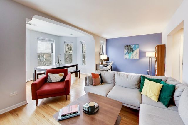 6251 N Magnolia Avenue 2, Chicago, IL 60660