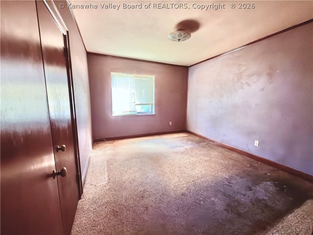 1024 West Virginia Avenue, Dunbar, WV 25064