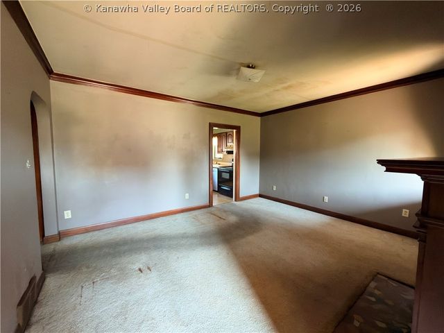 1024 West Virginia Avenue, Dunbar, WV 25064