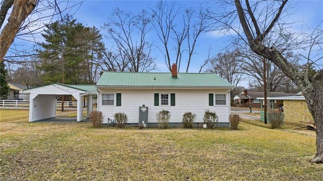 308 Walter Chambers Street, Eden, NC 27288