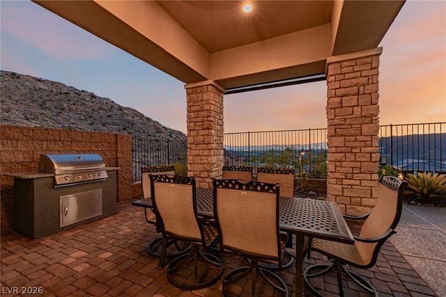 21 Costa Tropical Drive, Henderson, NV 89011