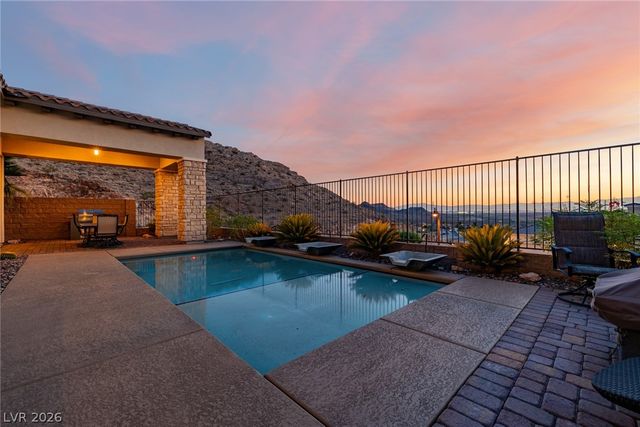 21 Costa Tropical Drive, Henderson, NV 89011