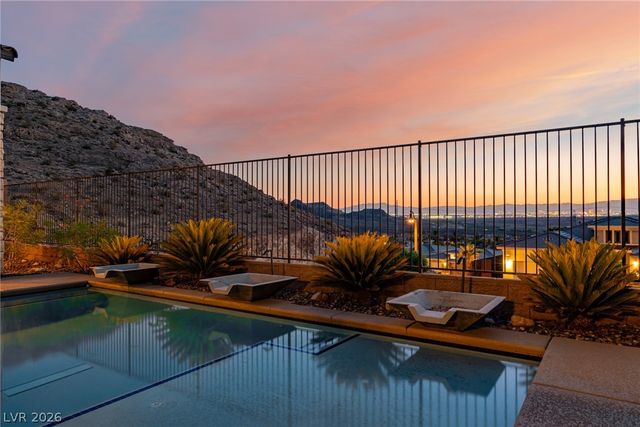 21 Costa Tropical Drive, Henderson, NV 89011