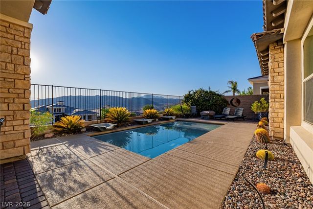 21 Costa Tropical Drive, Henderson, NV 89011