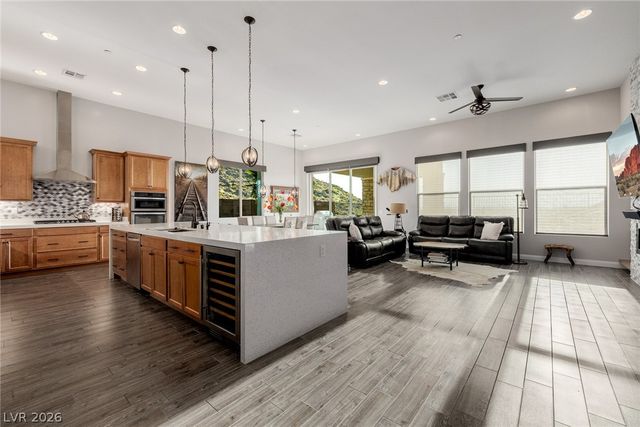 21 Costa Tropical Drive, Henderson, NV 89011