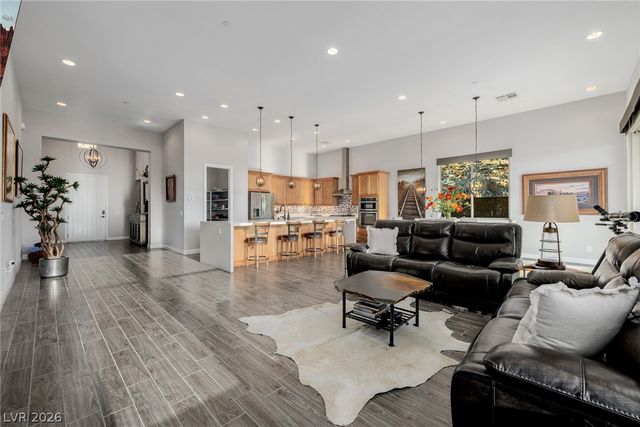 21 Costa Tropical Drive, Henderson, NV 89011