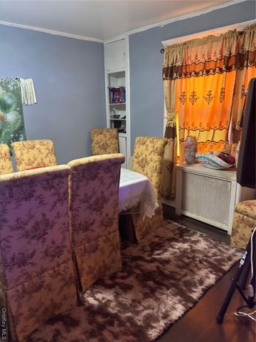 302 S 5th Avenue, Mount Vernon, NY 10550