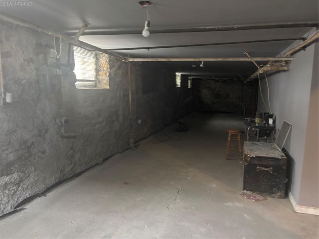 302 S 5th Avenue, Mount Vernon, NY 10550