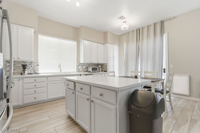 1812 Snow Spring Lane, Las Vegas, NV 89134