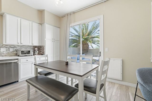 1812 Snow Spring Lane, Las Vegas, NV 89134