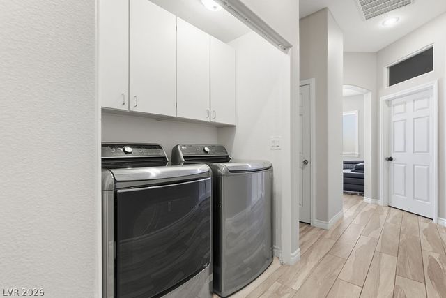1812 Snow Spring Lane, Las Vegas, NV 89134