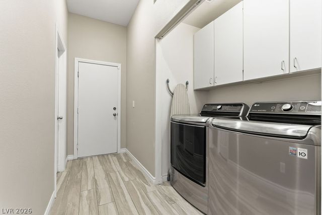 1812 Snow Spring Lane, Las Vegas, NV 89134