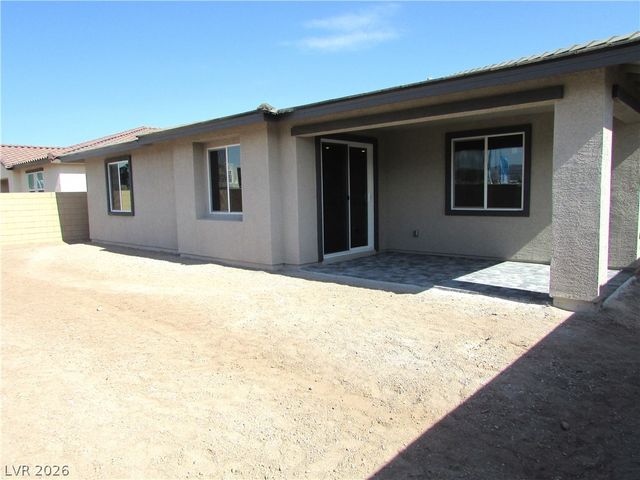 513 Chestnut Falcon Street, Henderson, NV 89011