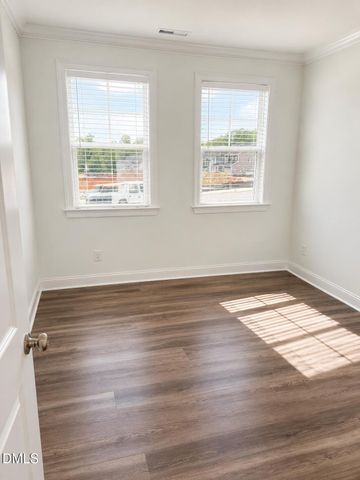 1565 Goldfinch Perch Lane, Knightdale, NC 27545