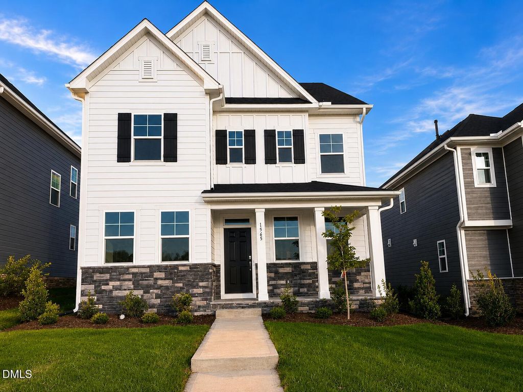 1565 Goldfinch Perch Lane, Knightdale, NC 27545