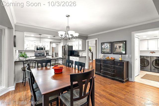 335 Fordcroft Drive, Rochester Hills, MI 48309