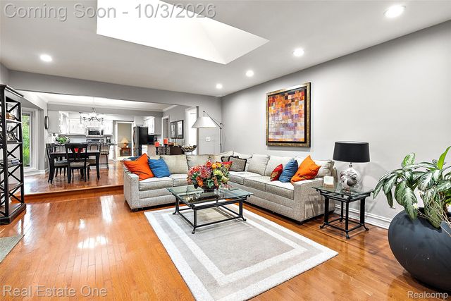 335 Fordcroft Drive, Rochester Hills, MI 48309