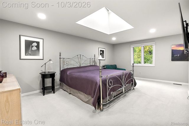 335 Fordcroft Drive, Rochester Hills, MI 48309