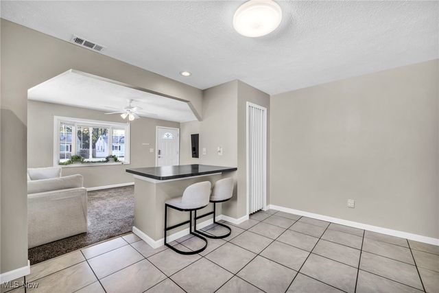 358 Roosevelt Avenue, Elyria, OH 44035