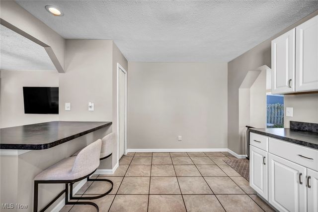 358 Roosevelt Avenue, Elyria, OH 44035