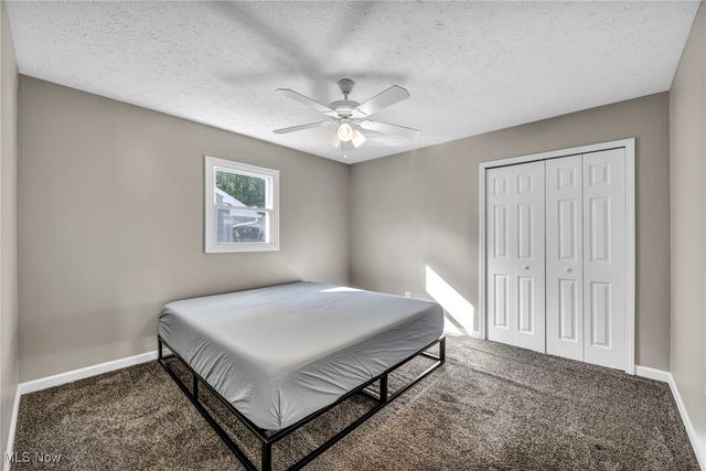 358 Roosevelt Avenue, Elyria, OH 44035