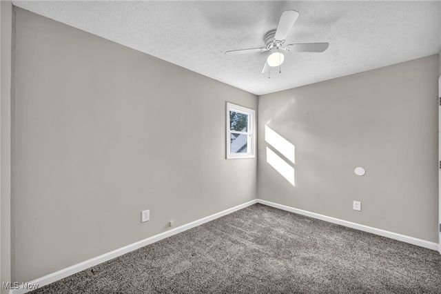 358 Roosevelt Avenue, Elyria, OH 44035