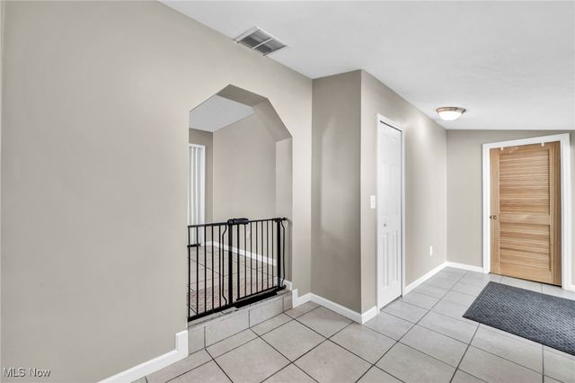 358 Roosevelt Avenue, Elyria, OH 44035