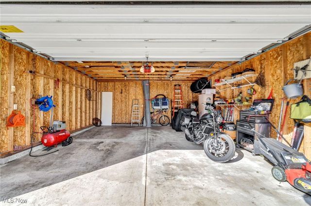 358 Roosevelt Avenue, Elyria, OH 44035