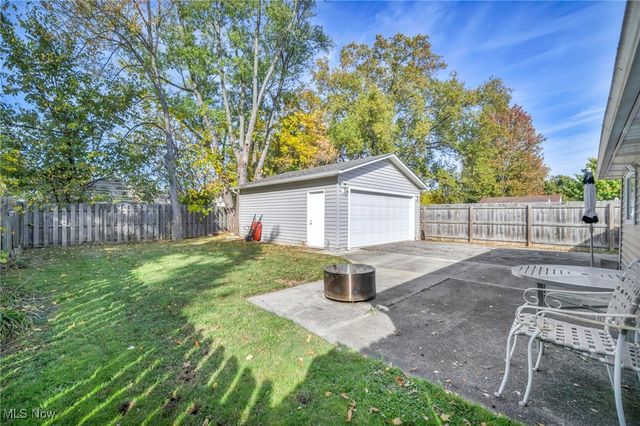 358 Roosevelt Avenue, Elyria, OH 44035