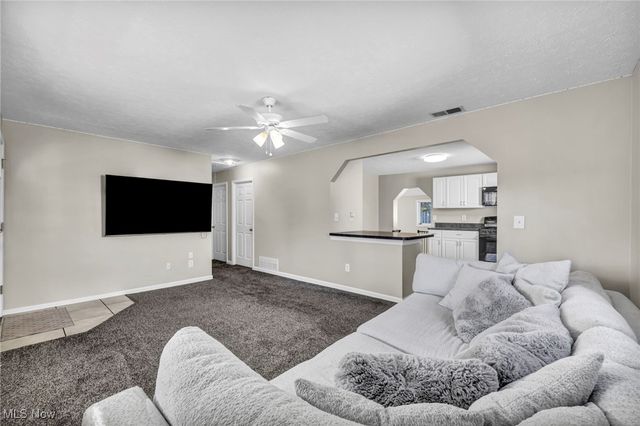 358 Roosevelt Avenue, Elyria, OH 44035