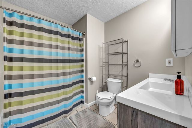 358 Roosevelt Avenue, Elyria, OH 44035