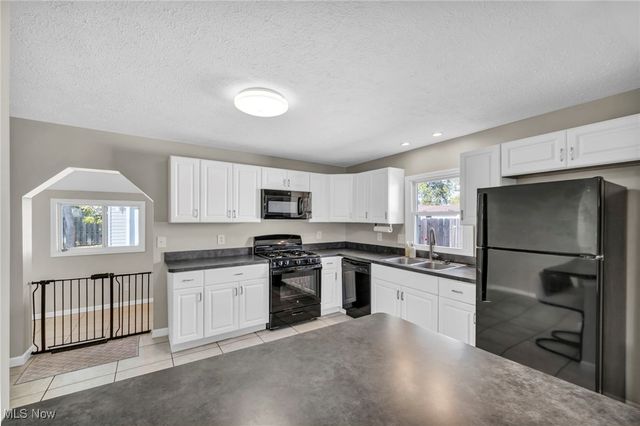 358 Roosevelt Avenue, Elyria, OH 44035