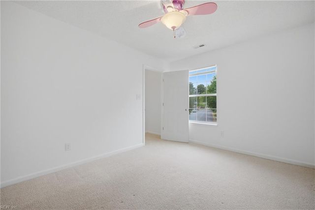 247 Judith CIR, Yorktown, VA 23693