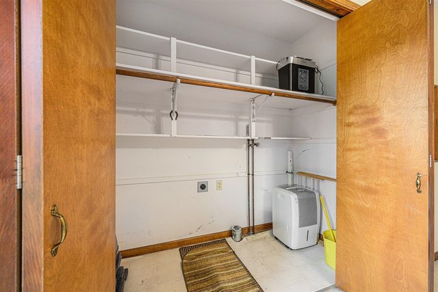 4886 Weston Avenue, Kalamazoo, MI 49006