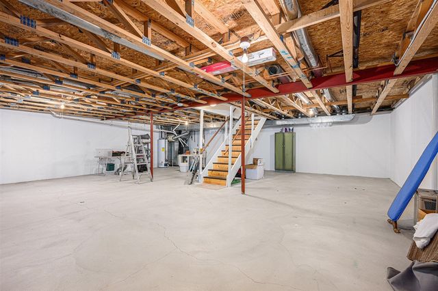 4886 Weston Avenue, Kalamazoo, MI 49006