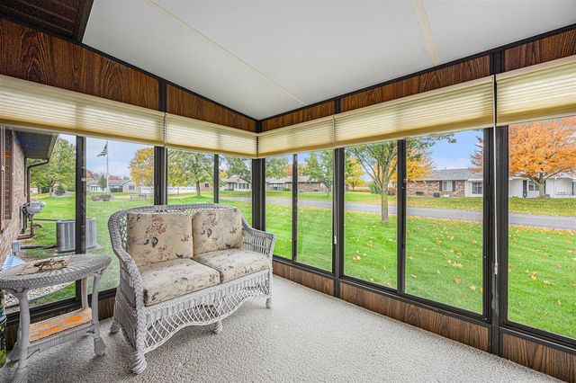 4886 Weston Avenue, Kalamazoo, MI 49006