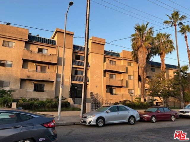 10901 Laurel Canyon Boulevard 212, San Fernando, CA 91340
