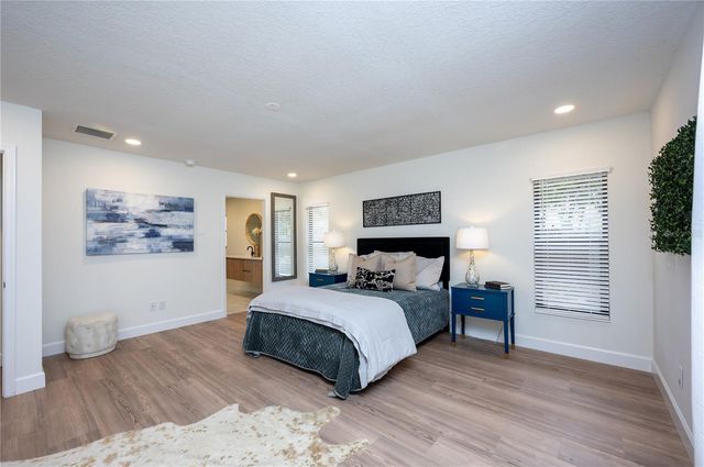 14817 FARNHAM WAY, Tampa, FL 33624