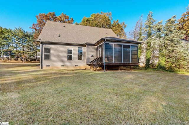 34 Oak Grove Lake Road, Greenville, SC 29615