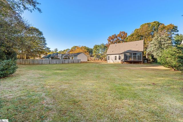 34 Oak Grove Lake Road, Greenville, SC 29615