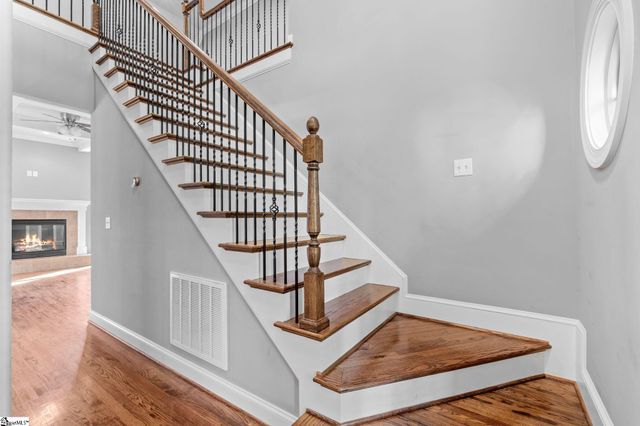 34 Oak Grove Lake Road, Greenville, SC 29615