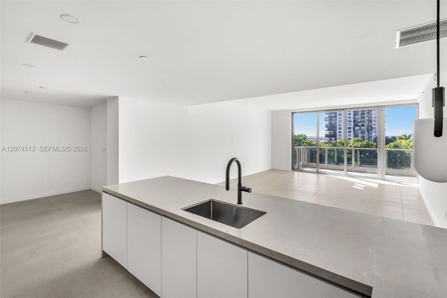2200 Brickell Avenue 416, Miami, FL 33129