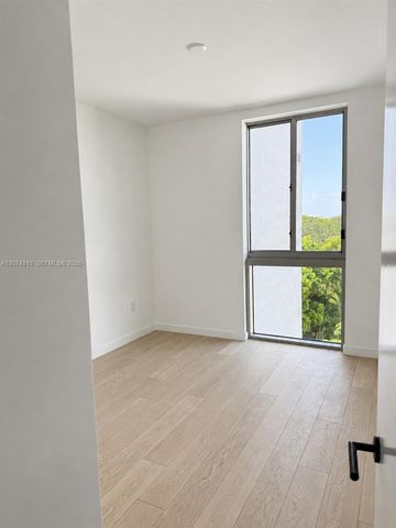 2200 Brickell Avenue 416, Miami, FL 33129