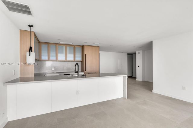 2200 Brickell Avenue 416, Miami, FL 33129
