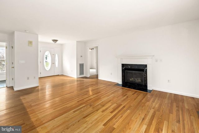 156 CHAPEL BRANCH, Hebron, MD 21830