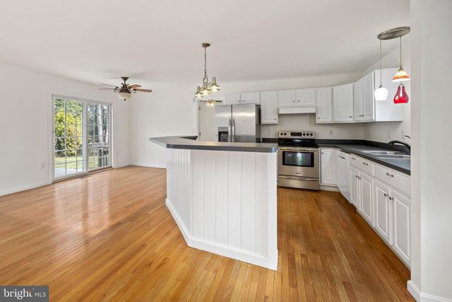 156 CHAPEL BRANCH, Hebron, MD 21830