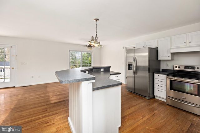 156 CHAPEL BRANCH, Hebron, MD 21830